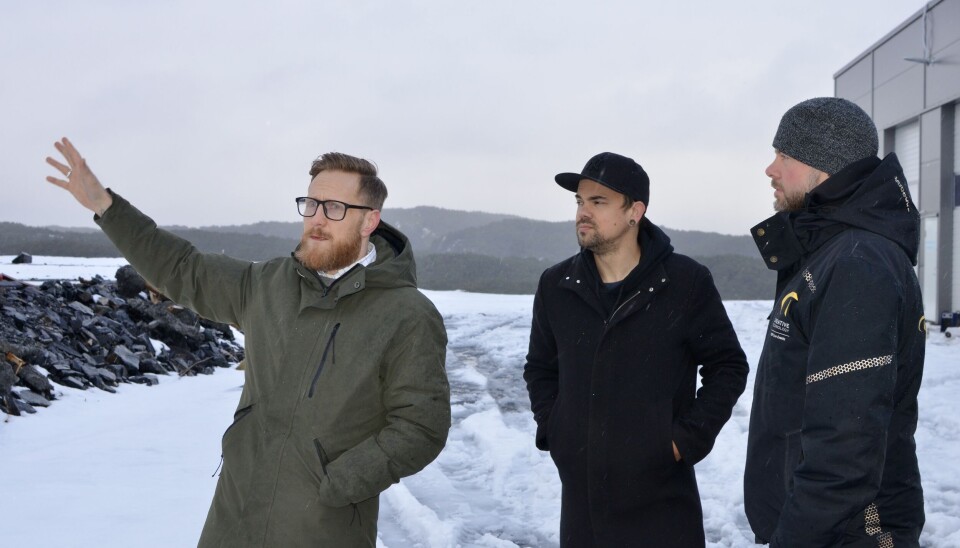 PÅ BEFARING I STOREBOTN: Petter Zweidorff, Egil Salvesen (midten) og prosjektleder for Creative Technology (CT), Marius Veum, inspiserer festivalområdet.