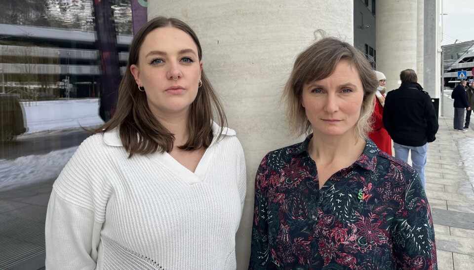 PARTNARVALD: «Alle kommunar må verte pålagt å ha eigen plan mot vald i nære relasjonar, og det bør krevjast at det skal vere eit eige team som skal bistå i slike saker» skriv (frå venstre) Kristin Hartvedt og Marthe Hammer.