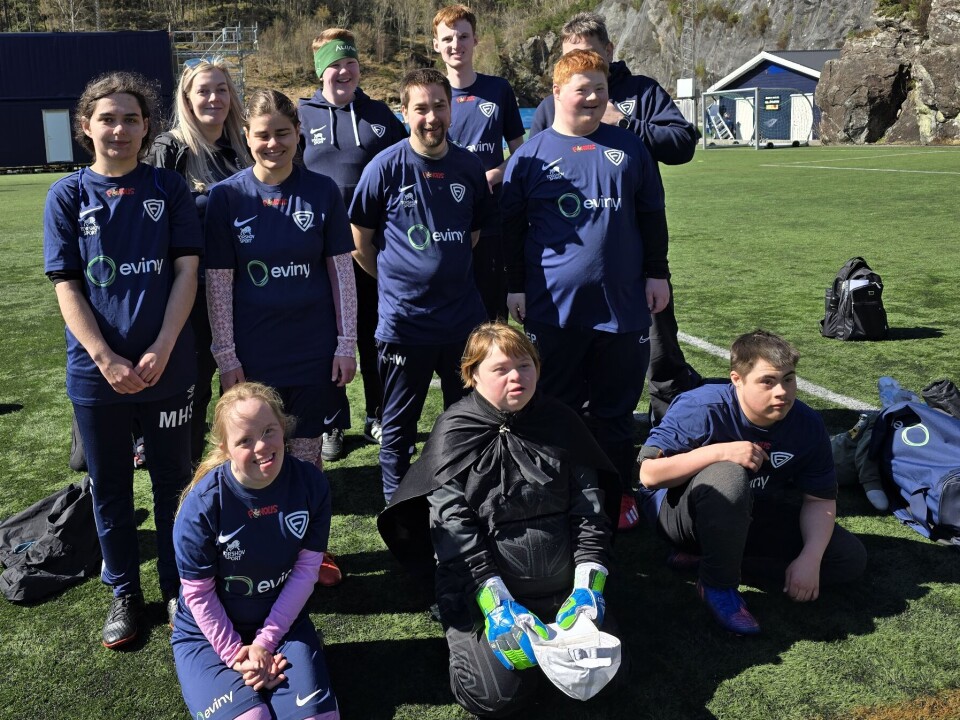 ASKØY: (bak f.v) Tonje, Mats, Petter og Arild. (midten f.v.) Malene, Siril, Morten og Endre. (foran f.v.) Hannah, Anne-Sofie og Marcus