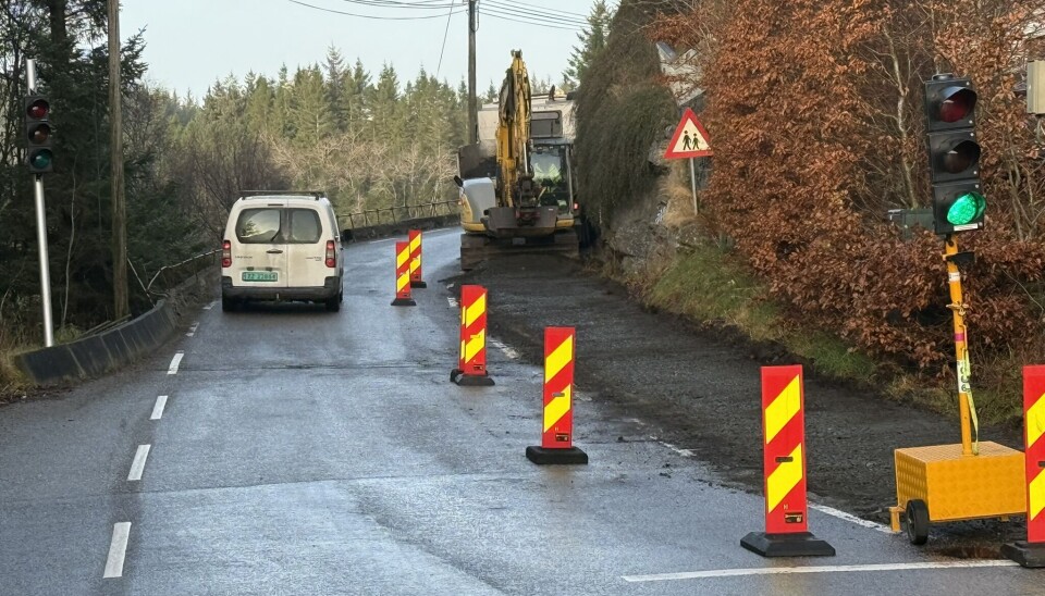 Stenger veien i opptil halvannen time mandag