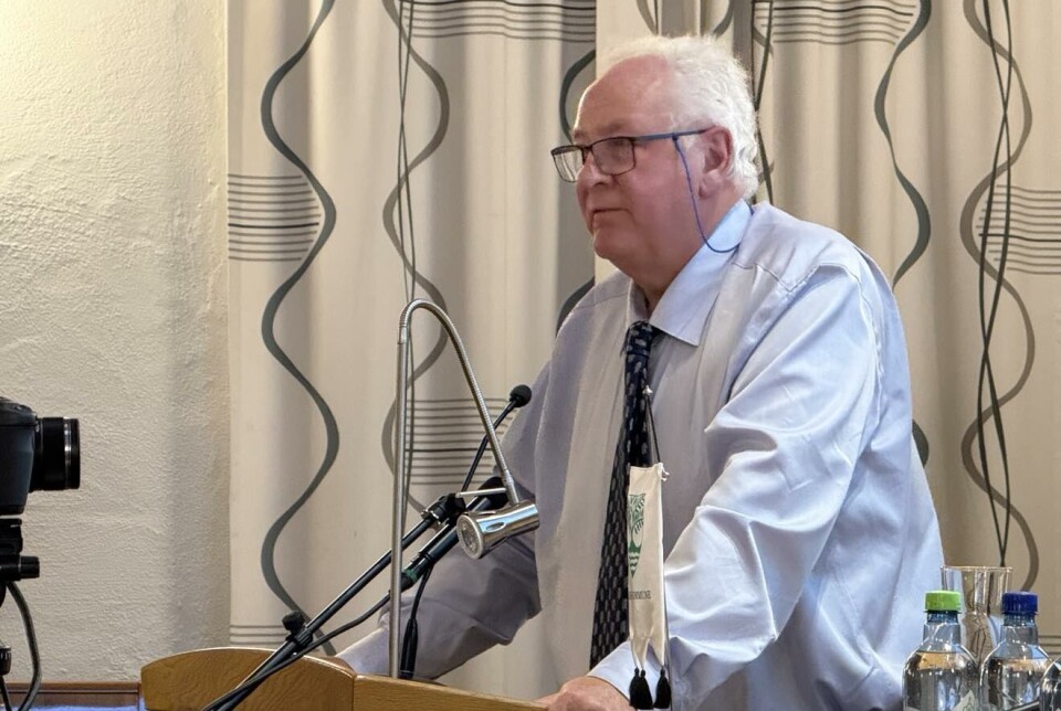 «Den økonomiske situasjonen i Askøy gjør at vi er i en unntakstilstand. Det burde mane til felles ansvarlighet.», skriver Åge Rosnes i Askøy SV.