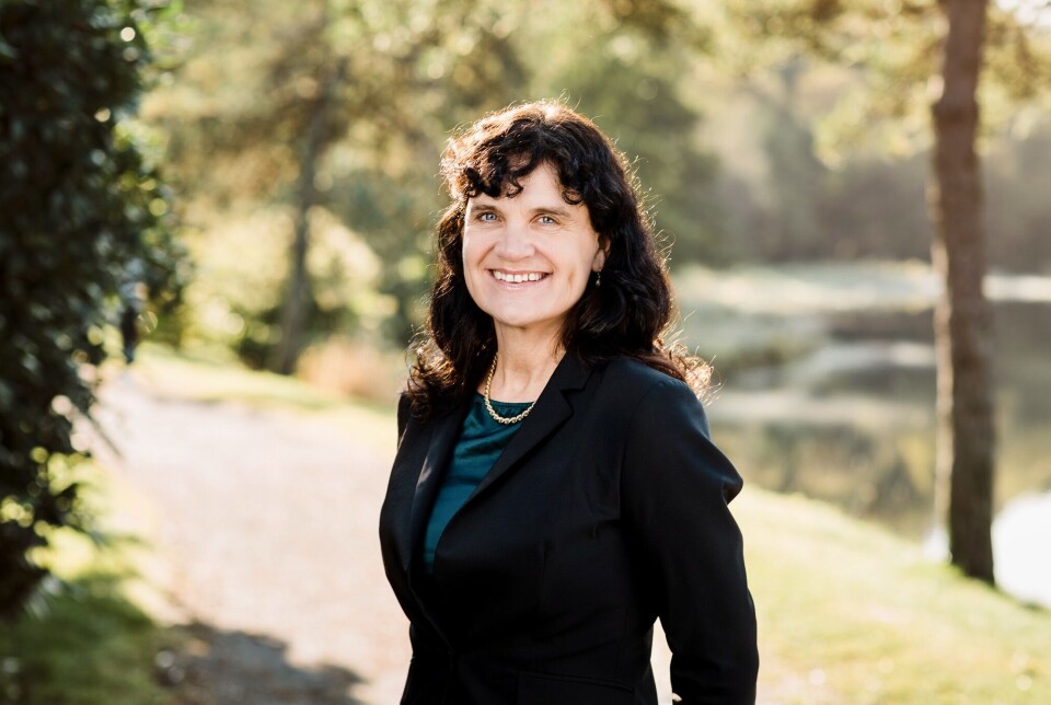 MILJØBEVISSTE ASKØYVÆRINGER: Borghild Lekve er fornøyd med at mengden sortert avfall fra Askøy øker.