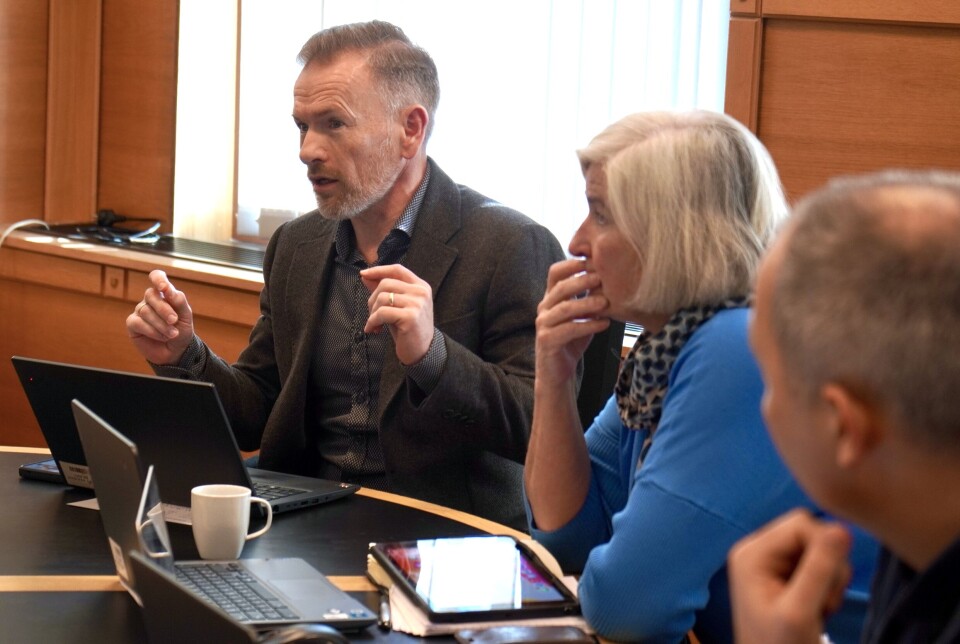 HAR LAGT FREM KUTTLISTE: - Det er ikke særlig mange kommuner som har det trangere enn oss. Vi er den fattigste kommunen på Vestlandet, sier Ørjan Raknes Forthun.