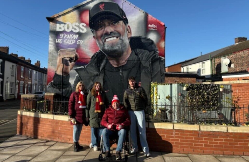 FIKK OPPLEVE ANFIELD: Toms store drøm var å få gjeste Anfield og Liverpool-kamp. Den drømmen er nå blitt virkelig.