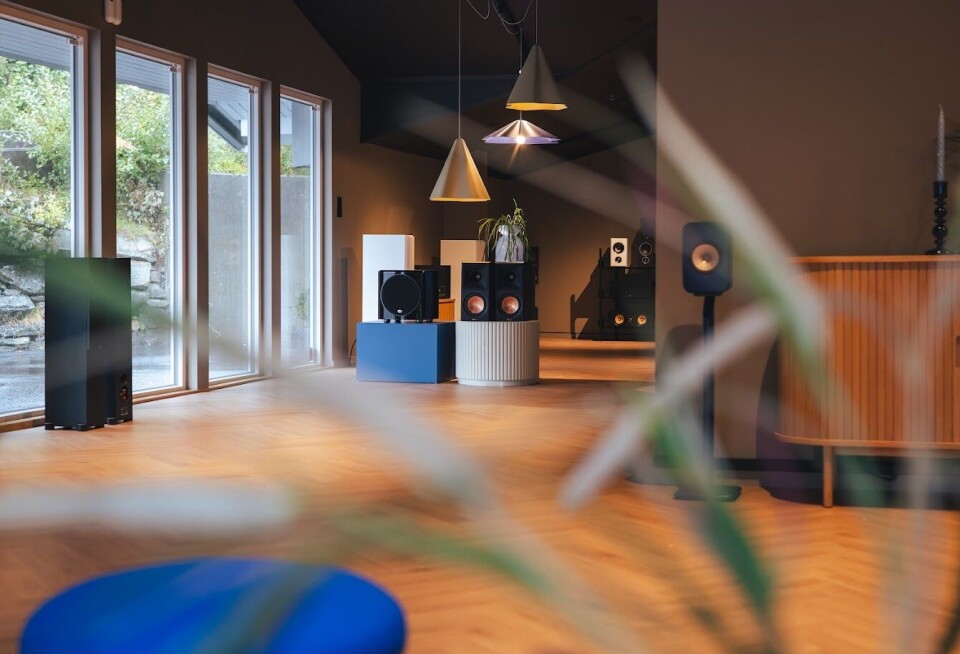 LOUNGE: I lounge-området er det også utstillinger.
