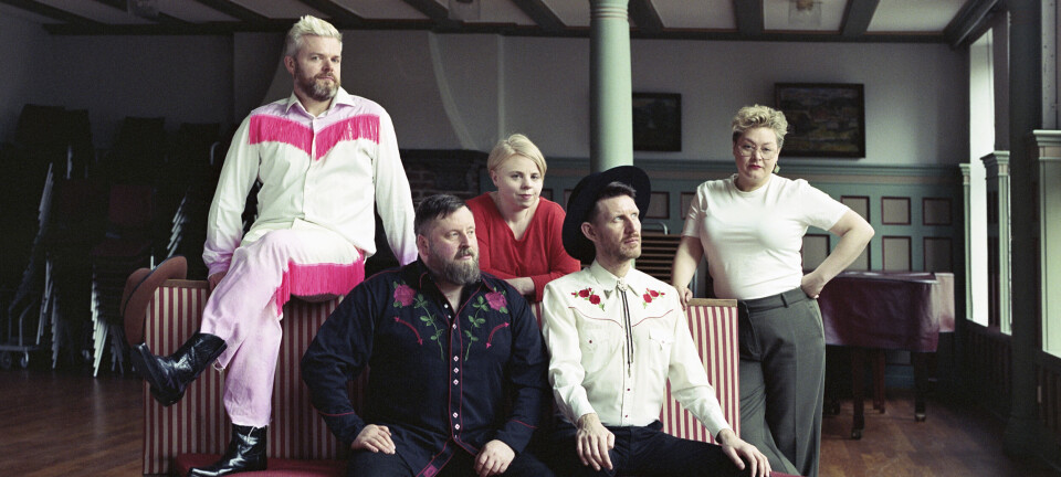 - Vi er eit skeivt countryband